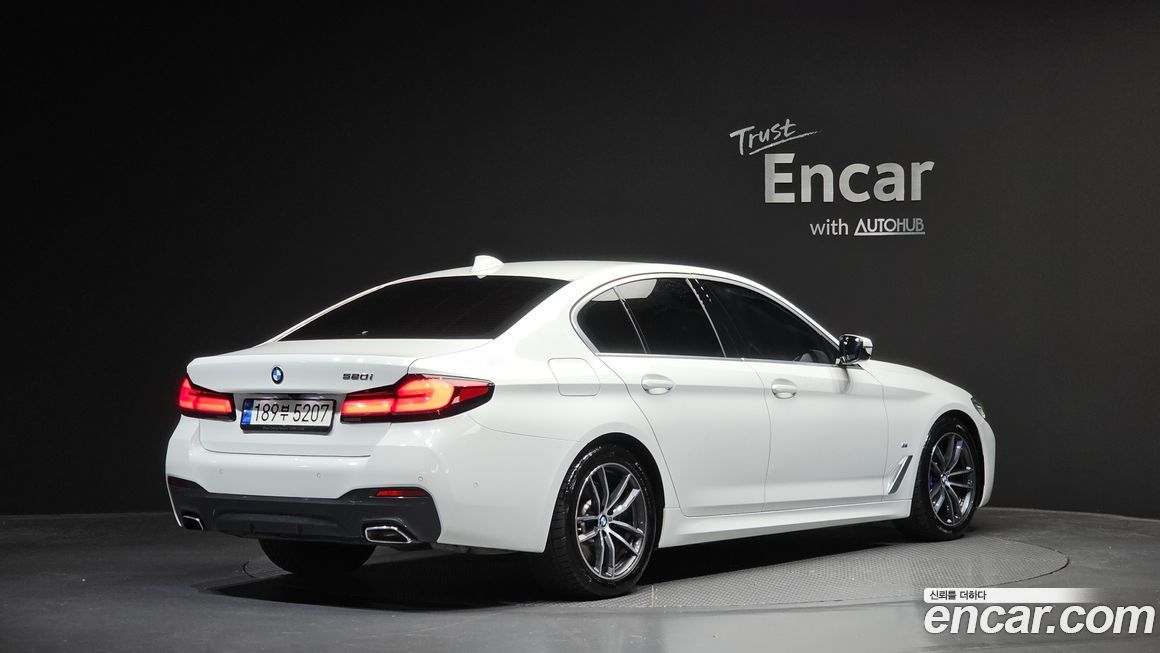 BMW 5-Series 520i M Sport, 2023