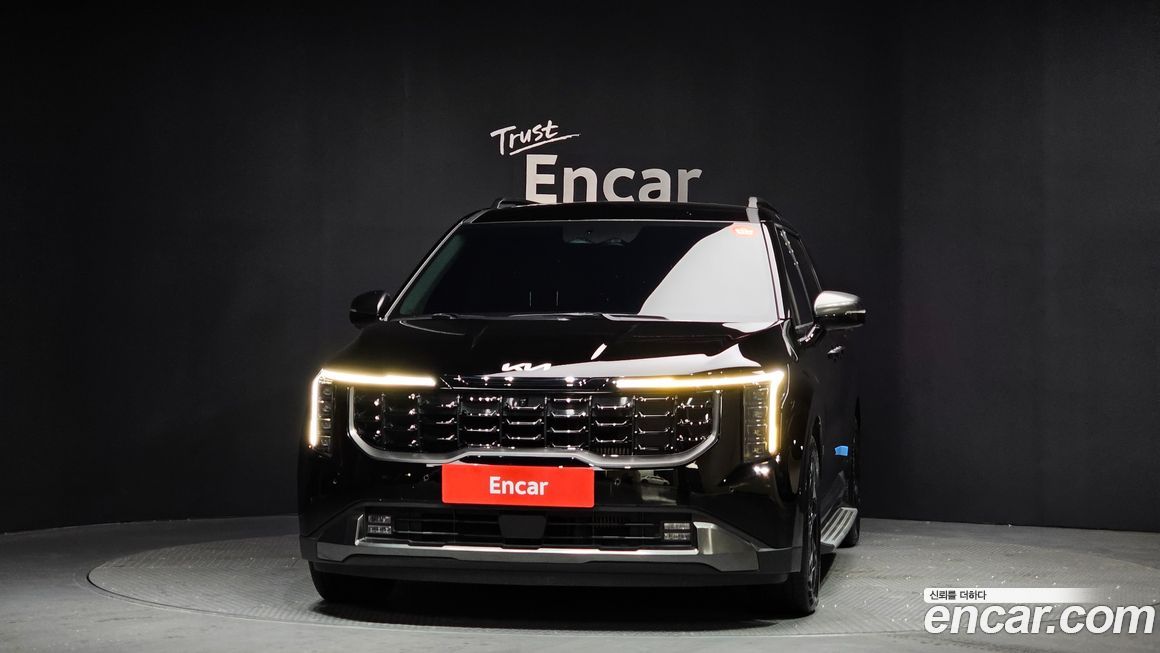 Kia Carnival 7-Seater Gravity, 2024