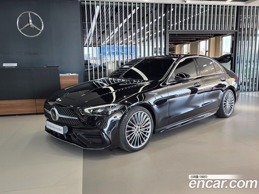 Mercedes-Benz C-Class C300 4MATIC AMG Line, 2024