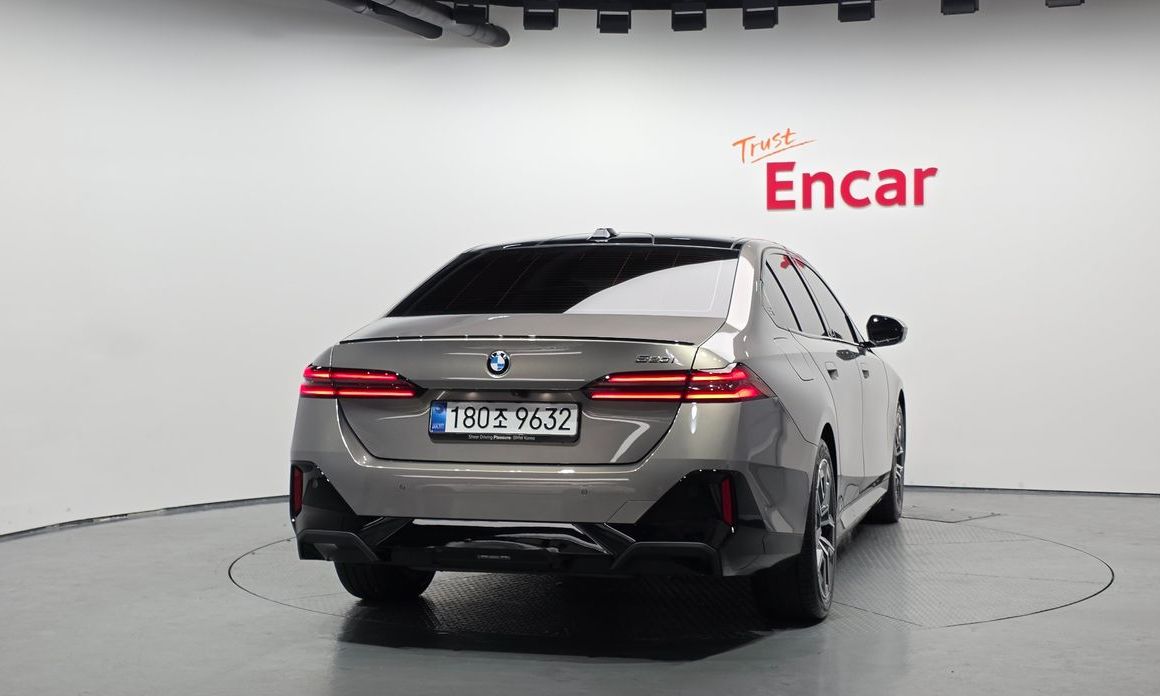 BMW 5-Series 520i Special Edition, 2026