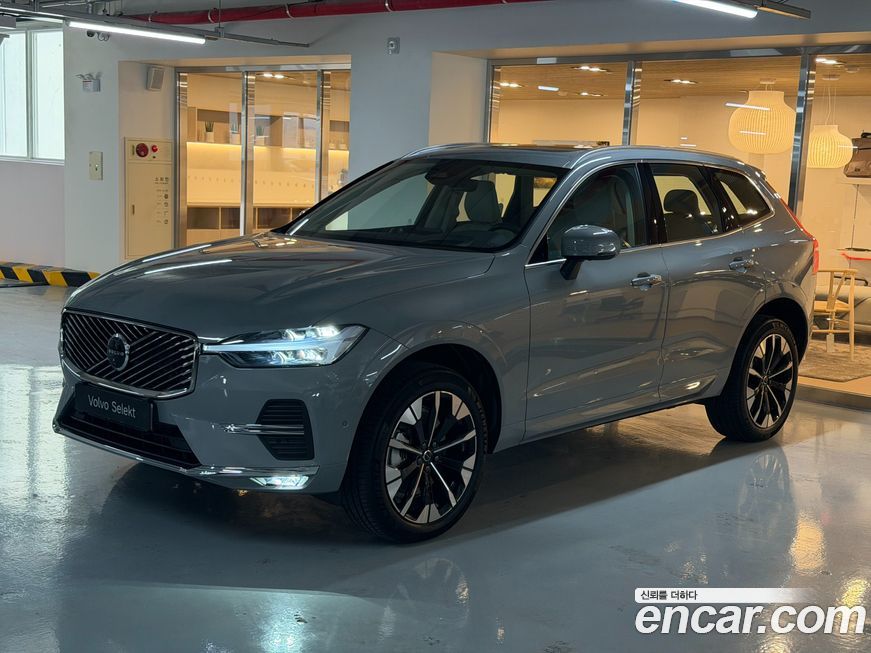 Volvo XC60 B5 Ultra Bright, 2026