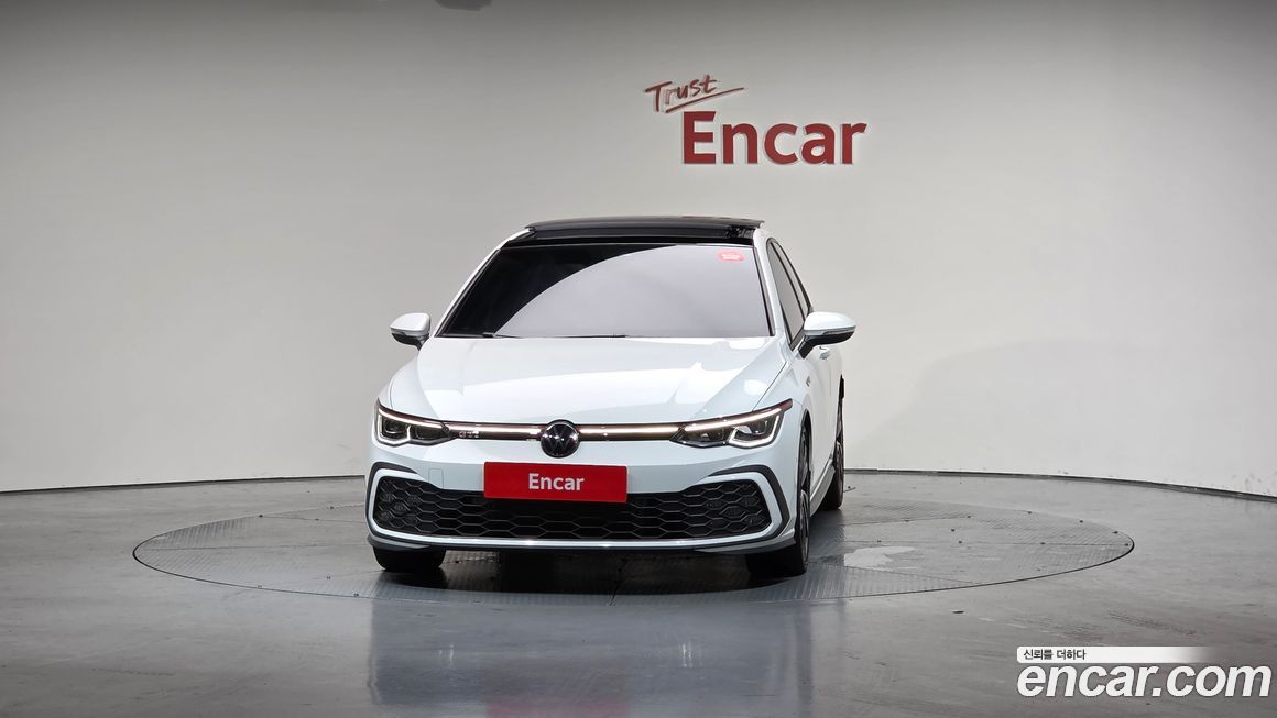 Volkswagen Golf 2.0 GTI, 2024