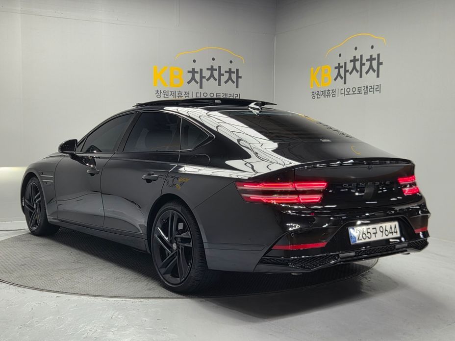 Genesis G80 Gasoline 2.5 Turbo AWD, 2026