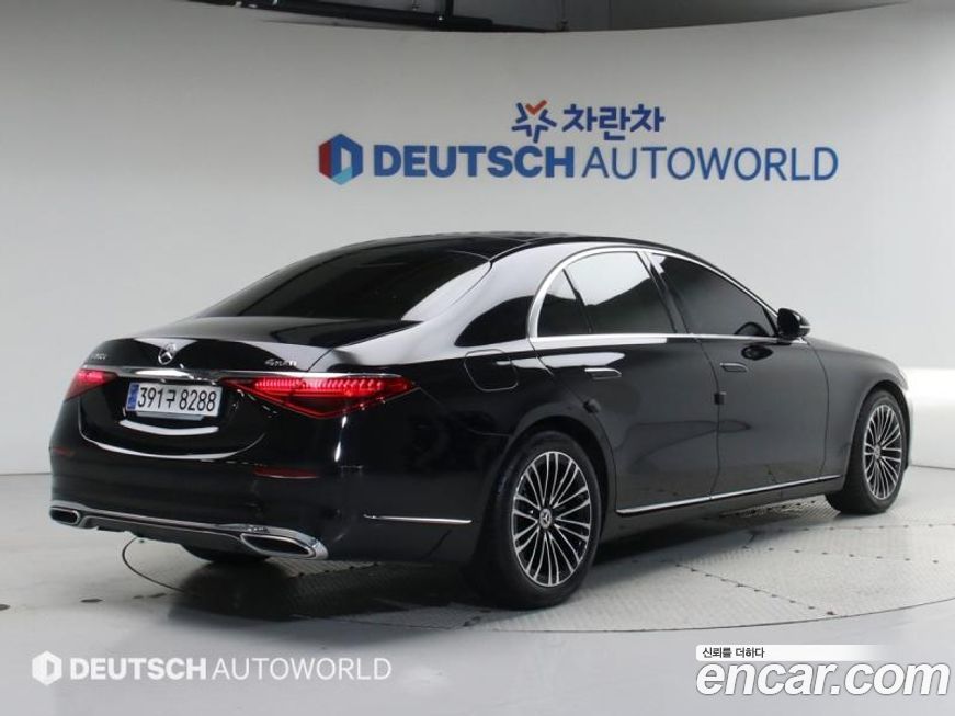 Mercedes-Benz S-Class S350 d 4MATIC, 2025