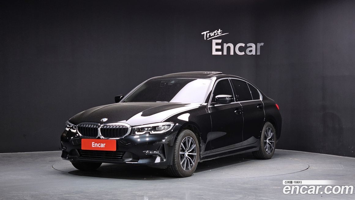 BMW 3-Series 320i, 2022
