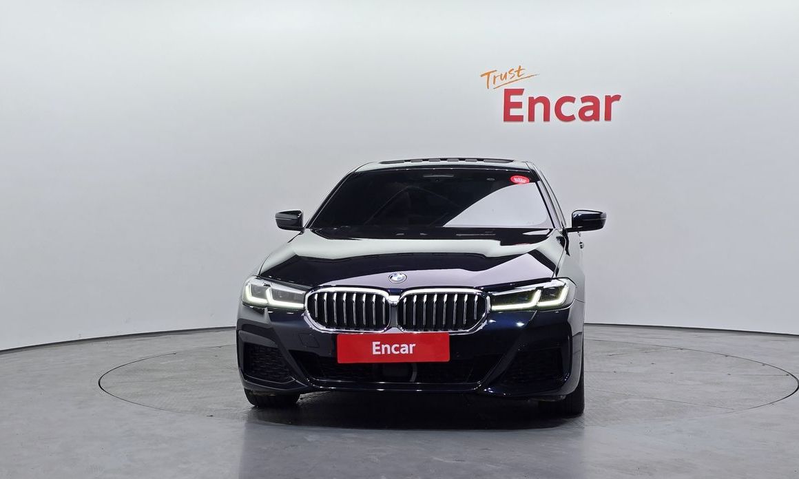 BMW 5-Series 530i M Sport Package, 2022