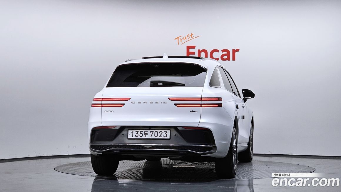 Genesis GV70 2.5T Gasoline AWD, 2025