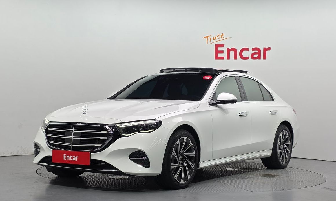 Mercedes-Benz E-Class E300 4MATIC Exclusive, 2024