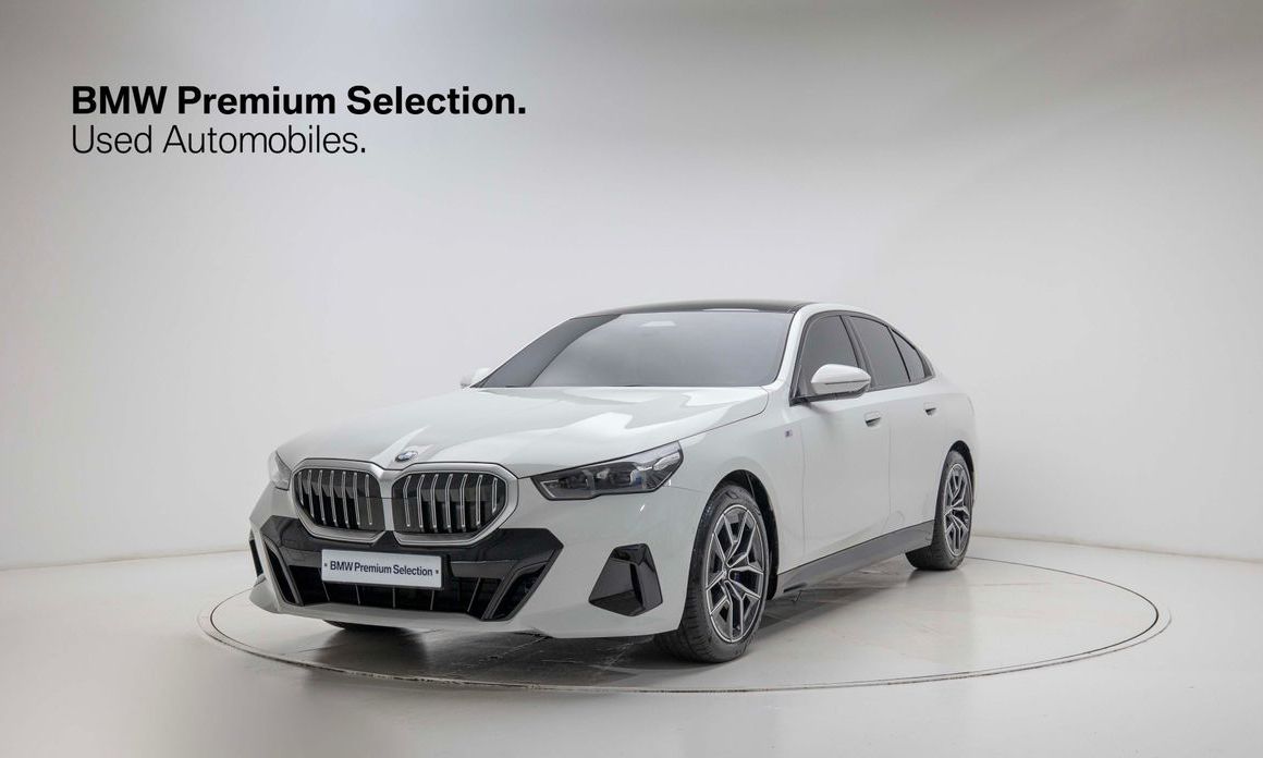 BMW 5-Series 520i M Sport, 2024