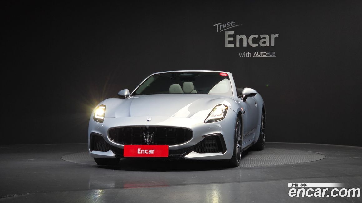 Maserati Gran Cabrio 3.0 V6 Trofeo, 2024