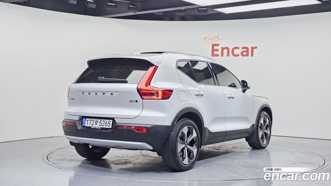 Volvo XC40 B4 Ultimate Bright, 2023
