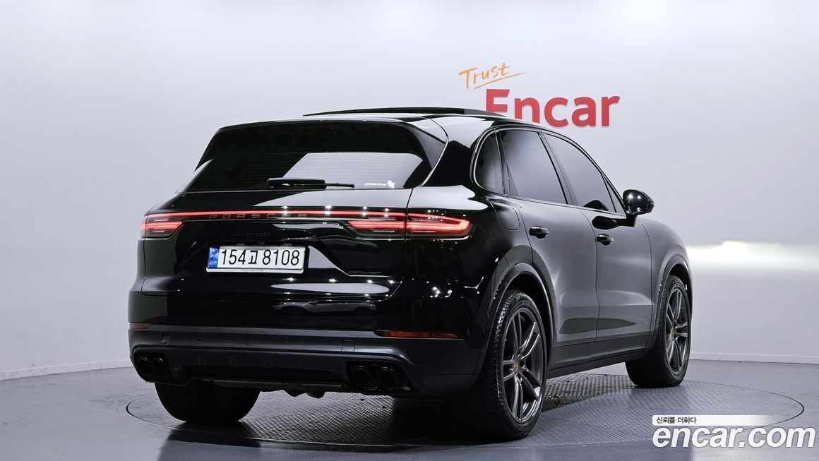Porsche Cayenne 3.0 PLATINUM EDITION, 2023