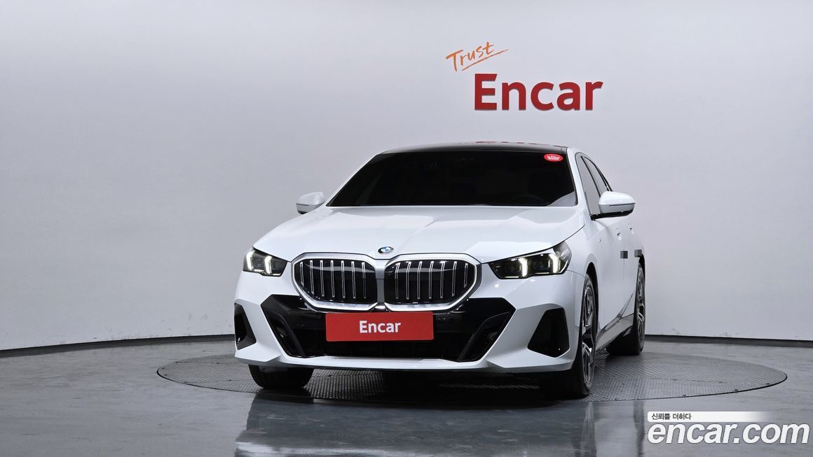 BMW 5-Series 520i M Sport, 2024