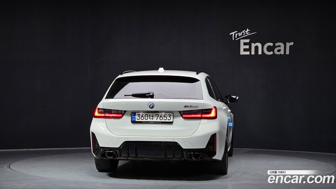 BMW 3-Series M340i xDrive Touring, 2024