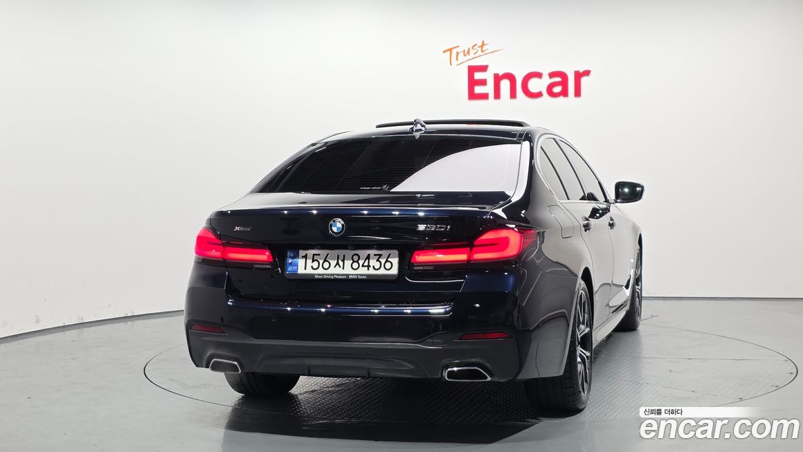 BMW 5-Series 530i xDrive M Sport Package, 2023