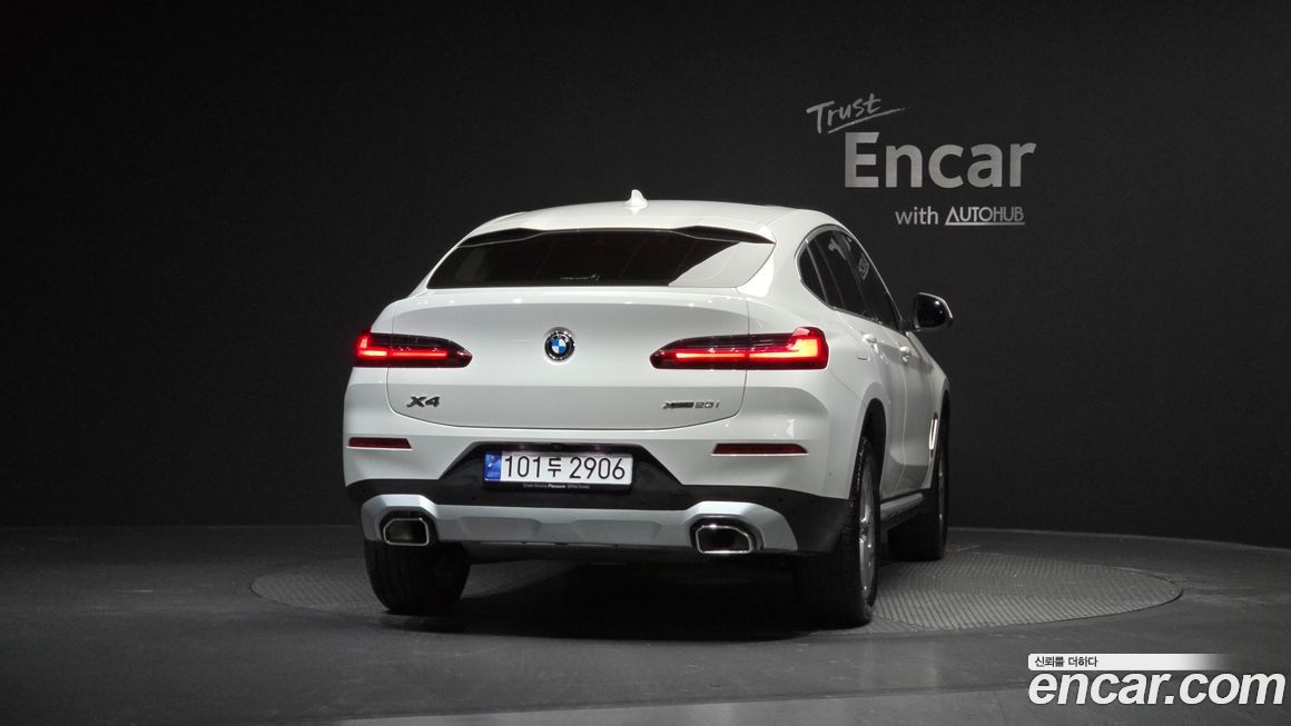 BMW X4 xDrive20i xLine, 2024