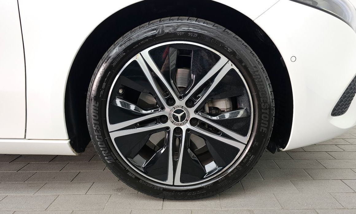 Mercedes-Benz A-Class A220 Sedan Online Special, 2024