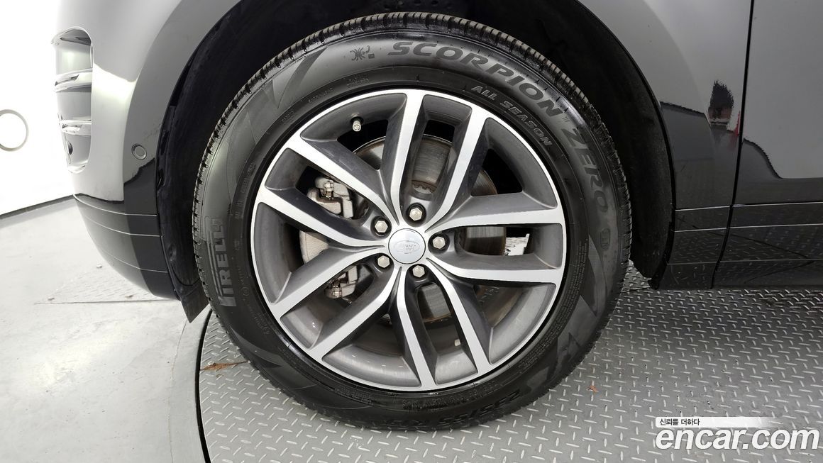 Land Rover Range Rover Evoque P250 Dynamic SE, 2024