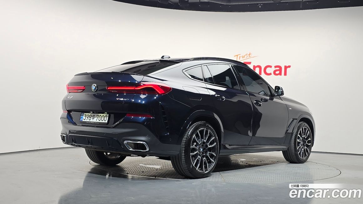 BMW X6 xDrive40i M Sport, 2024