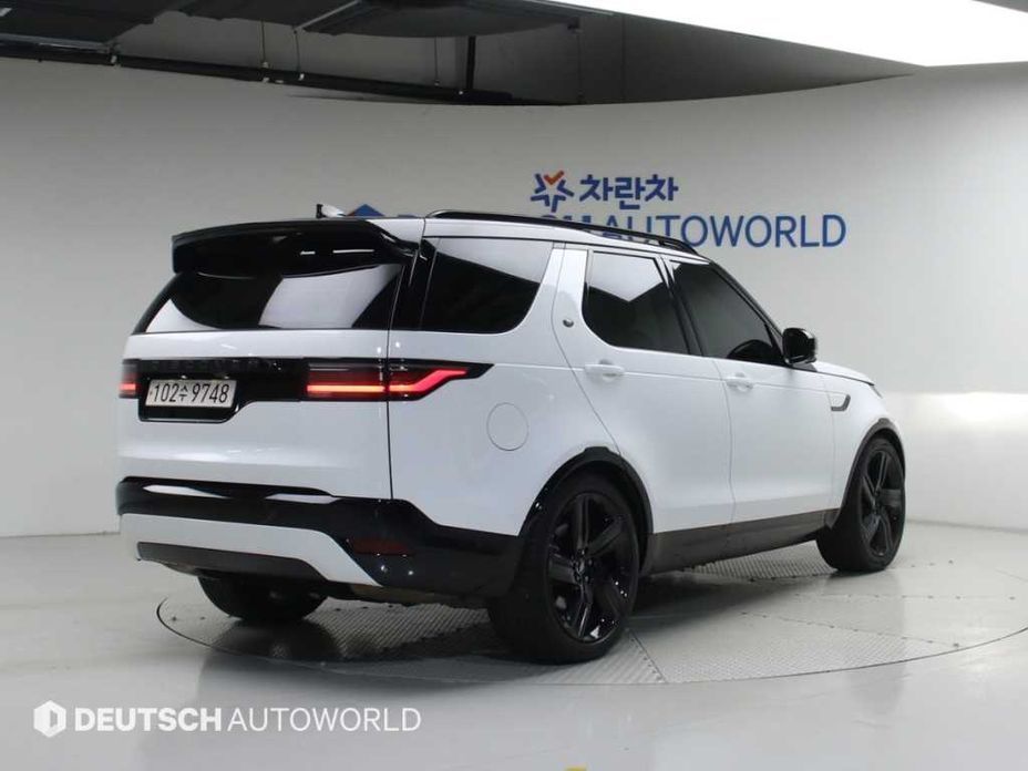 Land Rover Discovery P360 Dynamic HSE, 2024
