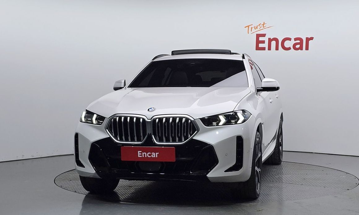 BMW X6 xDrive30d M Sport, 2024