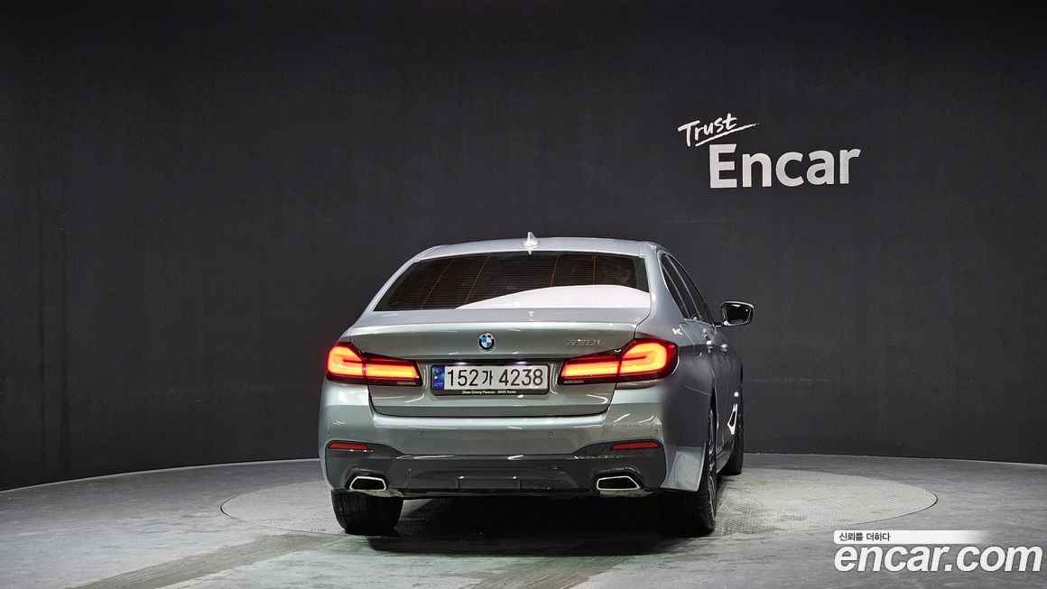 BMW 5-Series 520i M Sport, 2023