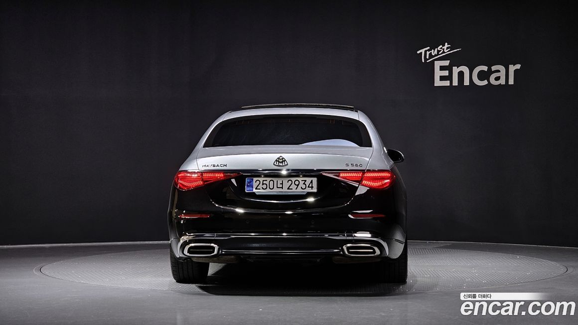 Mercedes-Benz S-Class Maybach S580 4MATIC, 2024