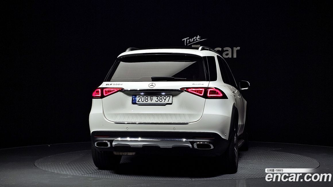 Mercedes-Benz GLE-Class GLE300d 4MATIC, 2023