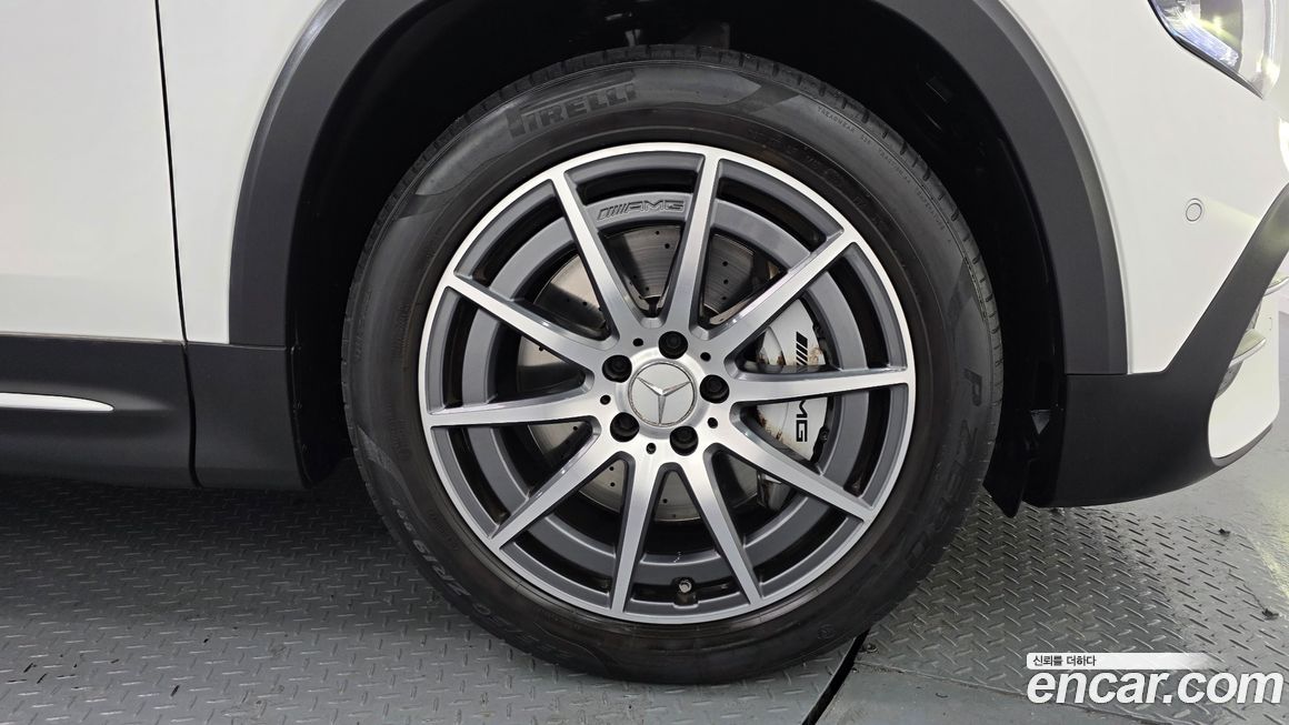 Mercedes-Benz GLB-Class AMG GLB35 4MATIC, 2023