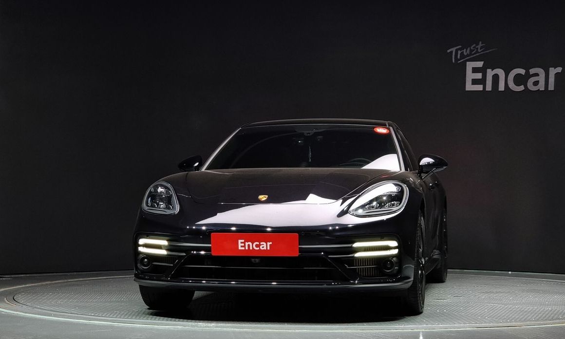 Porsche Panamera 4.0 GTS, 2023