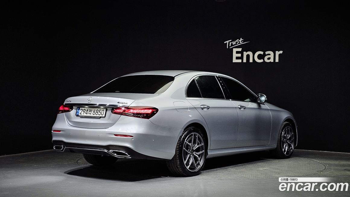 Mercedes-Benz E-Class E220d 4MATIC AMG Line, 2022