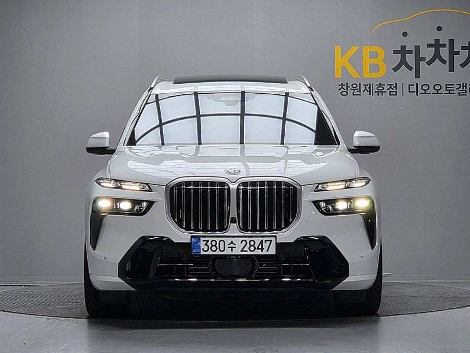 BMW X7 xDrive 40d M Sport 6STR, 2025
