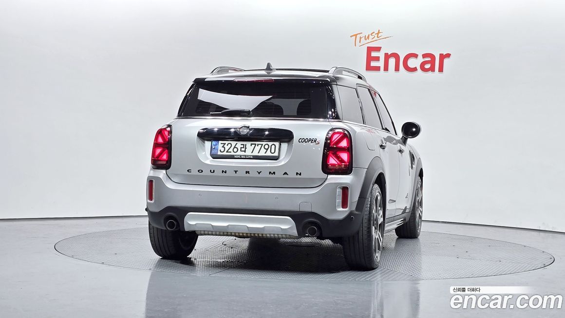 Mini Countryman ALL4 Classic Launch Pack, 2023