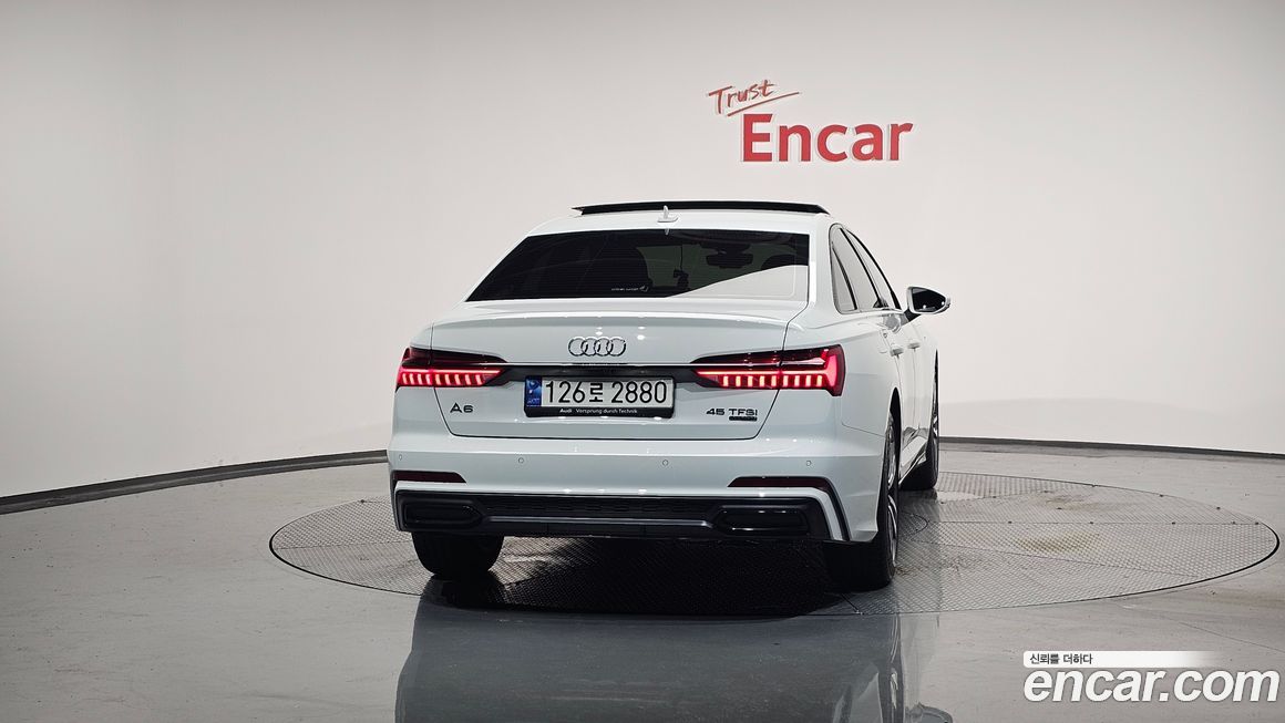 Audi A6 45 TFSI Quattro Premium, 2023
