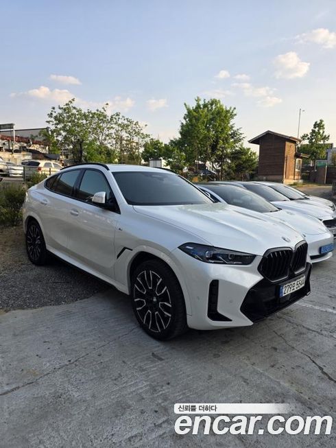 BMW X6 xDrive40i M Sport, 2024