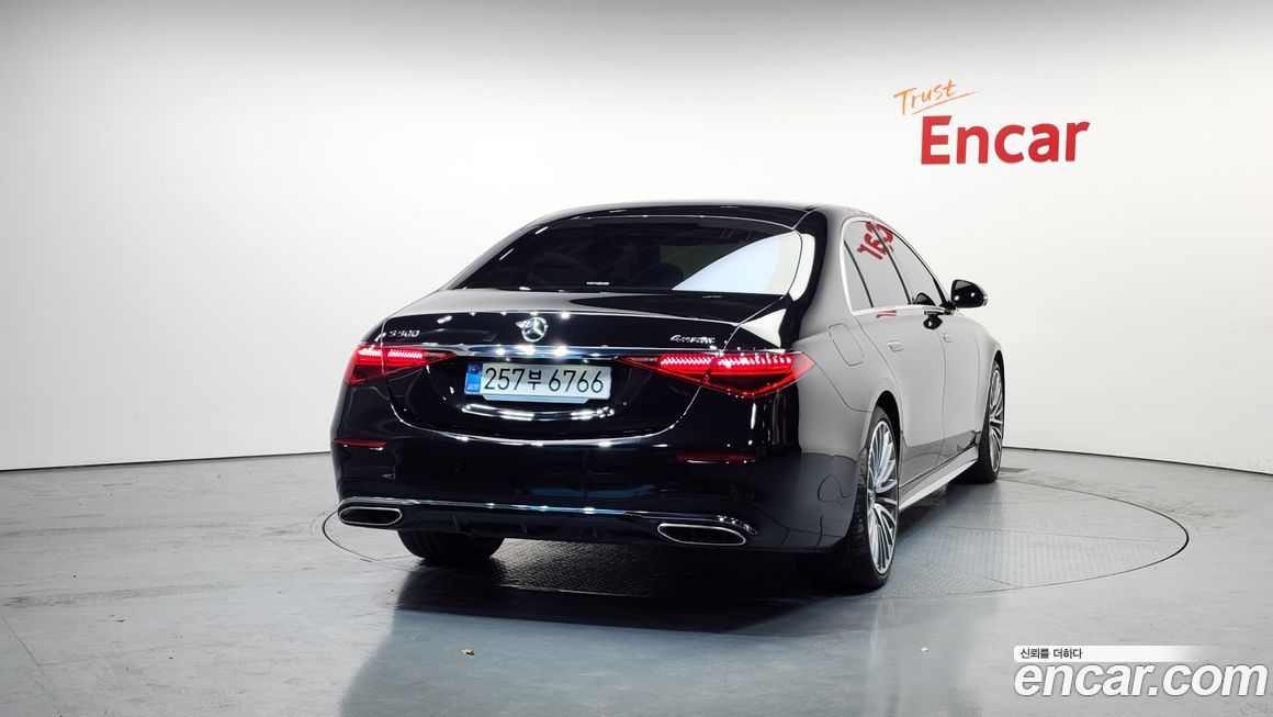 Mercedes-Benz S-Class S500L 4MATIC, 2025