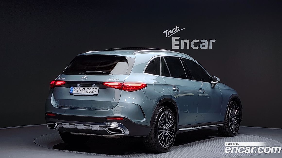 Mercedes-Benz GLC-Class GLC300 4MATIC AMG Line, 2025