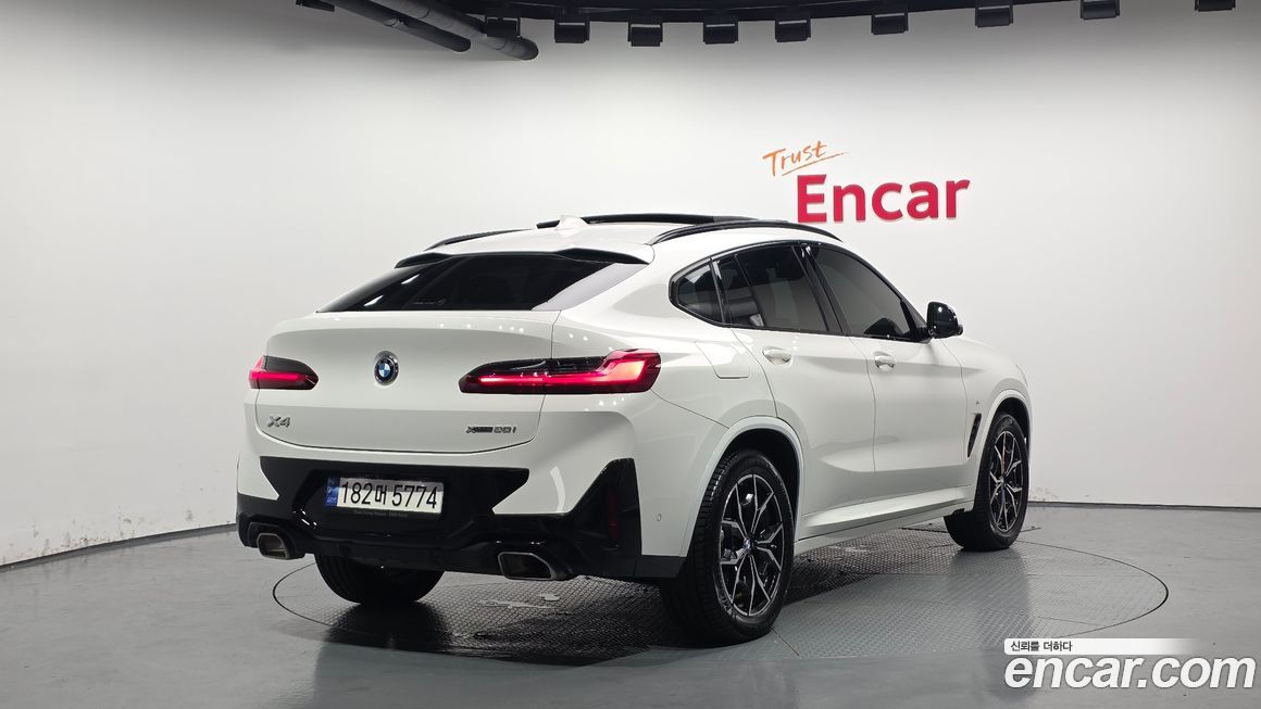 BMW X4 xDrive20i M Sport, 2023