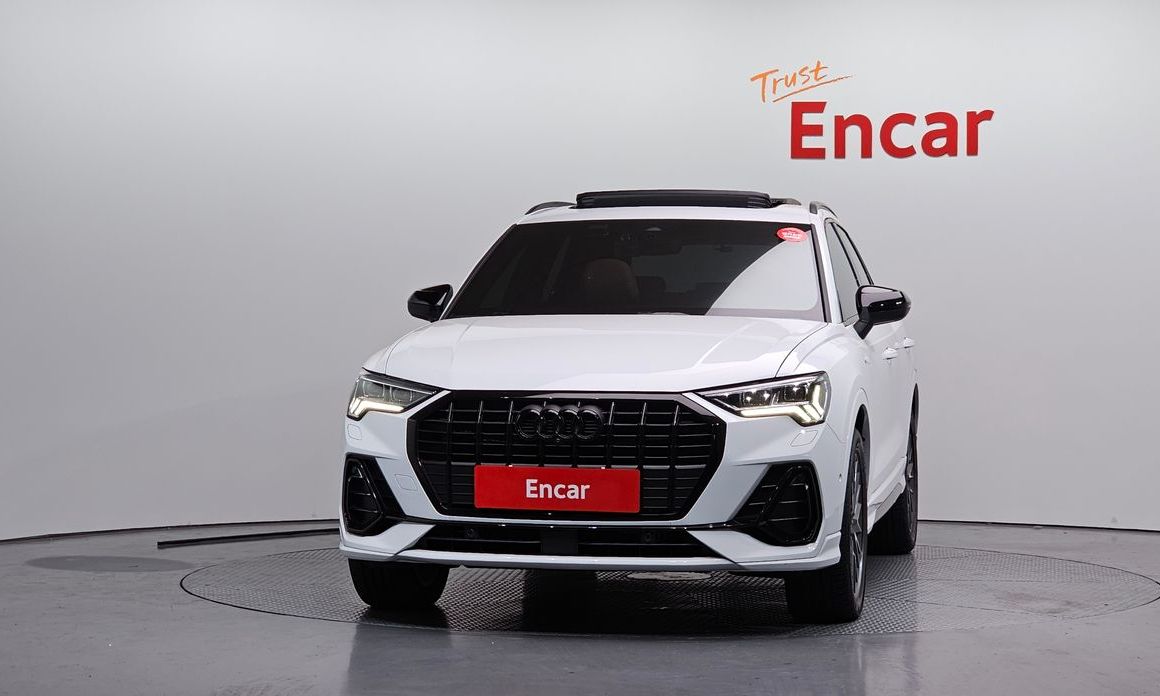 Audi Q3 35 TDI Premium, 2025