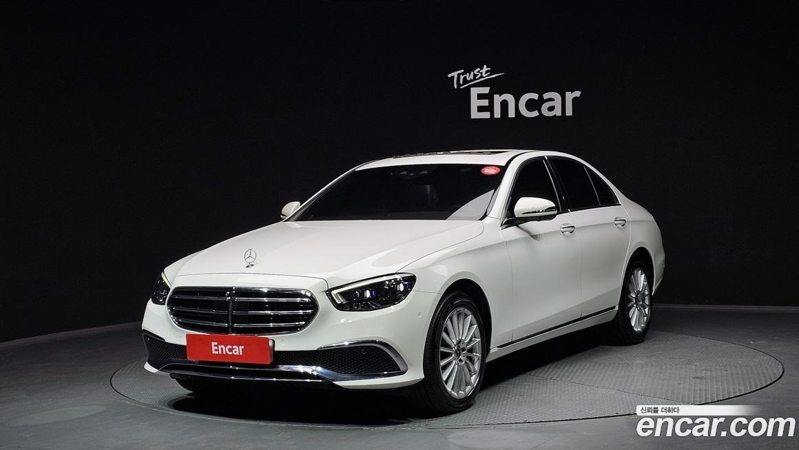 Mercedes-Benz E-Class E220d 4MATIC Exclusive, 2022
