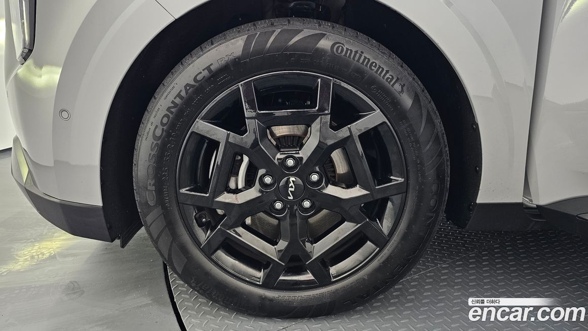 Kia Carnival 7-Seater Gravity, 2025