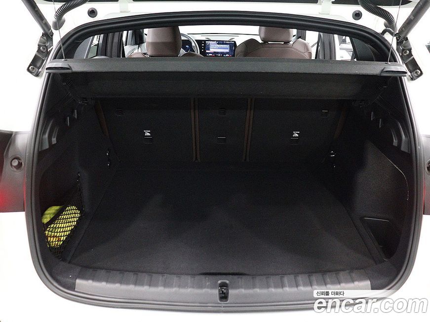 BMW X1 xDrive 20i M Sport, 2025