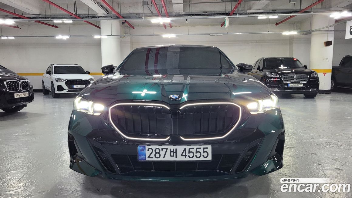 BMW 5-Series 530i xDrive M Sport, 2025