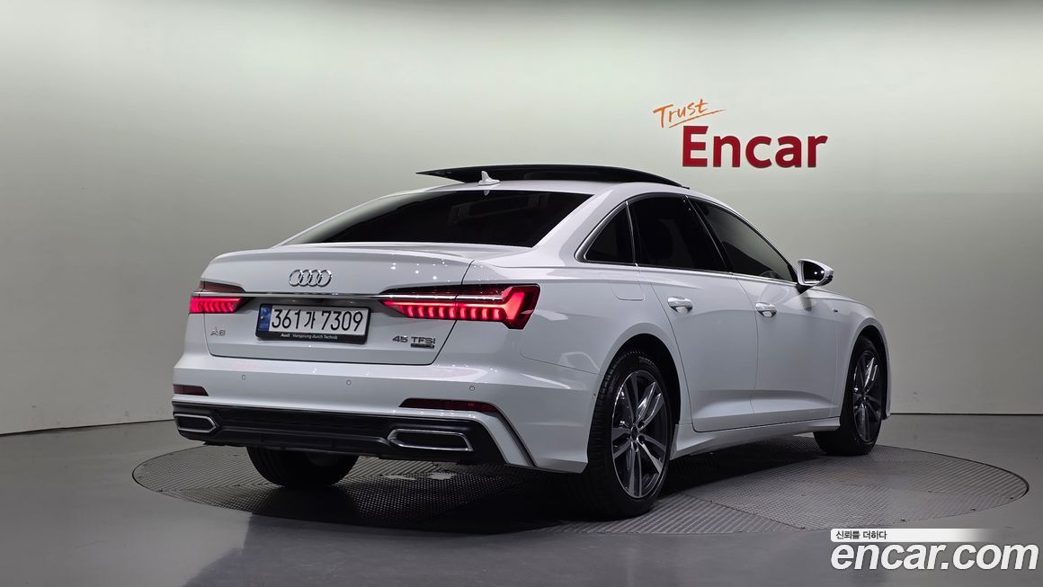 Audi A6 45 TFSI Quattro Premium, 2023