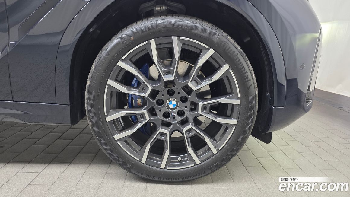 BMW X6 xDrive40i M Sport, 2025