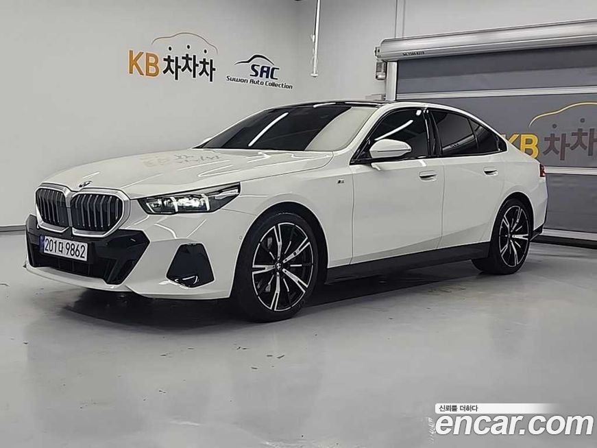 BMW 5-Series 530i xDrive M Sport, 2025