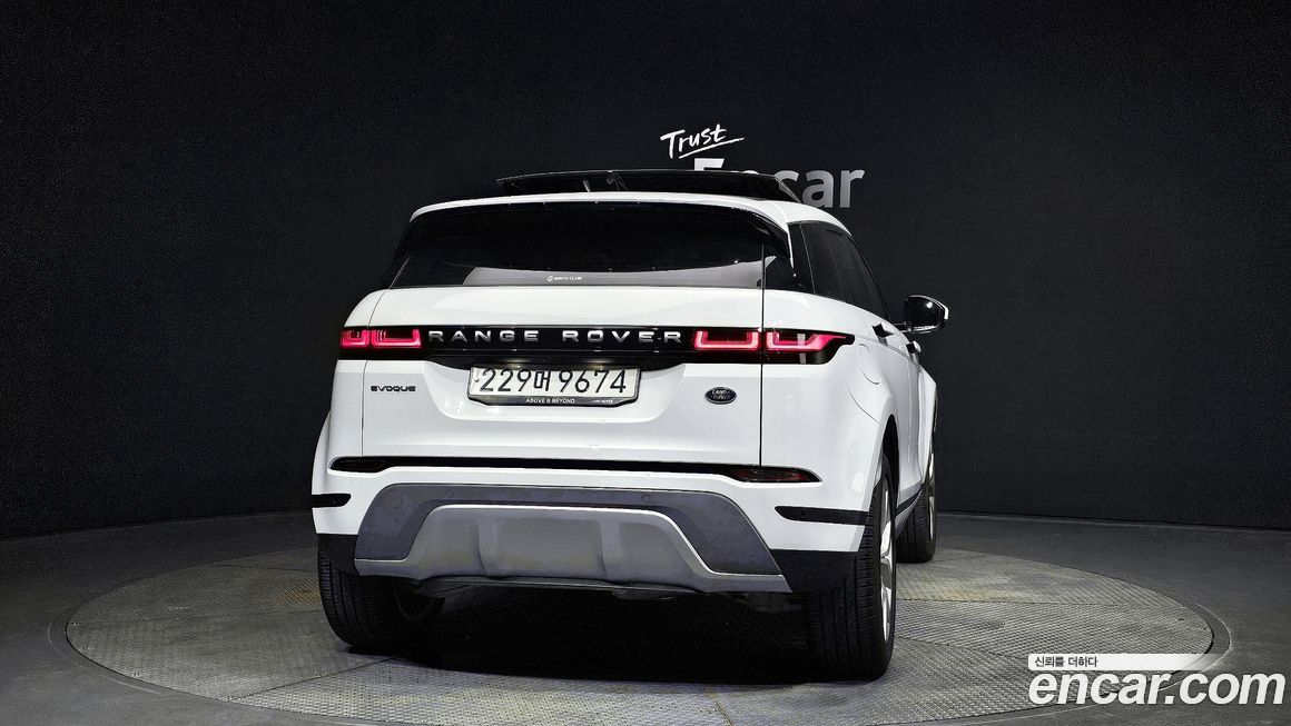Land Rover Range Rover Evoque P250 SE, 2022