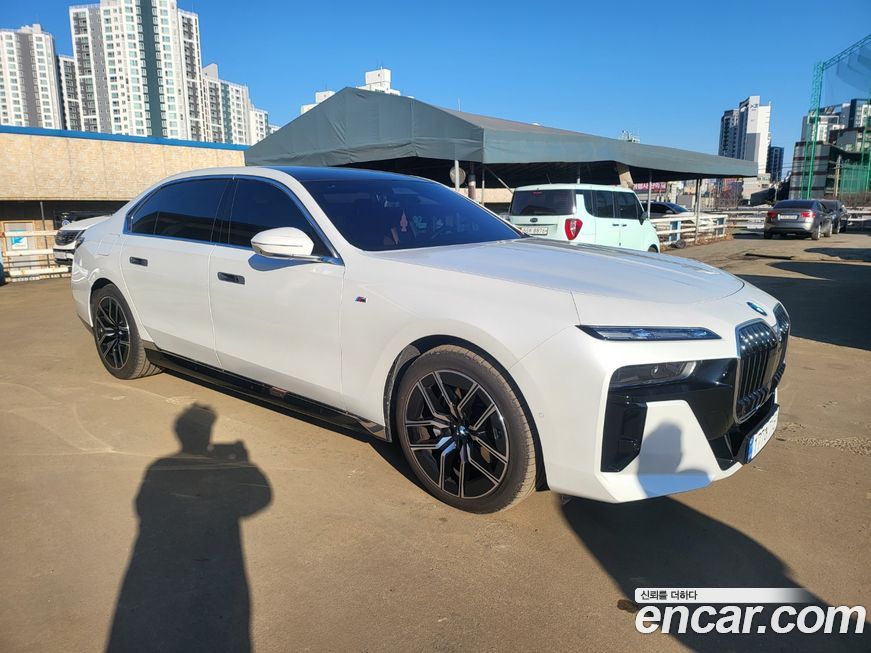 BMW 7-Series 740d xDrive M Sport, 2025