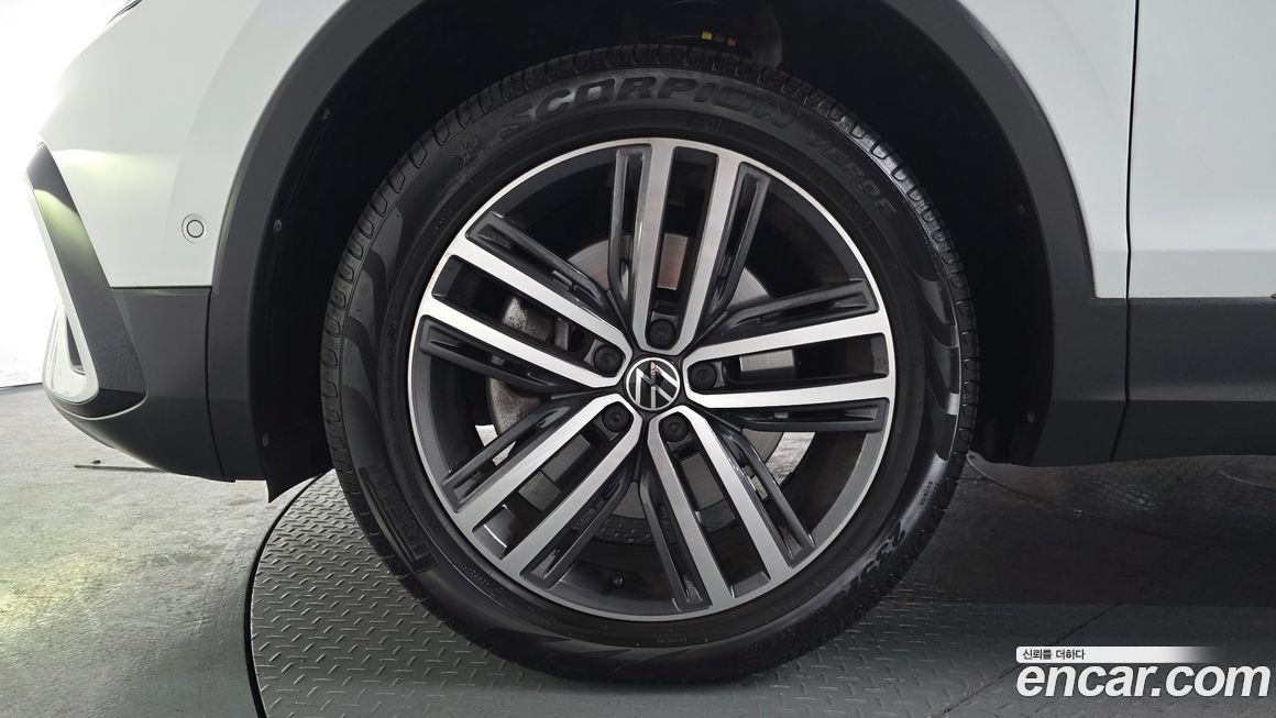 Volkswagen Tiguan 2.0 TSI Prestige, 2023