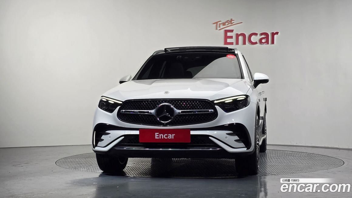 Mercedes-Benz GLC-Class GLC300 4MATIC AMG Line, 2023